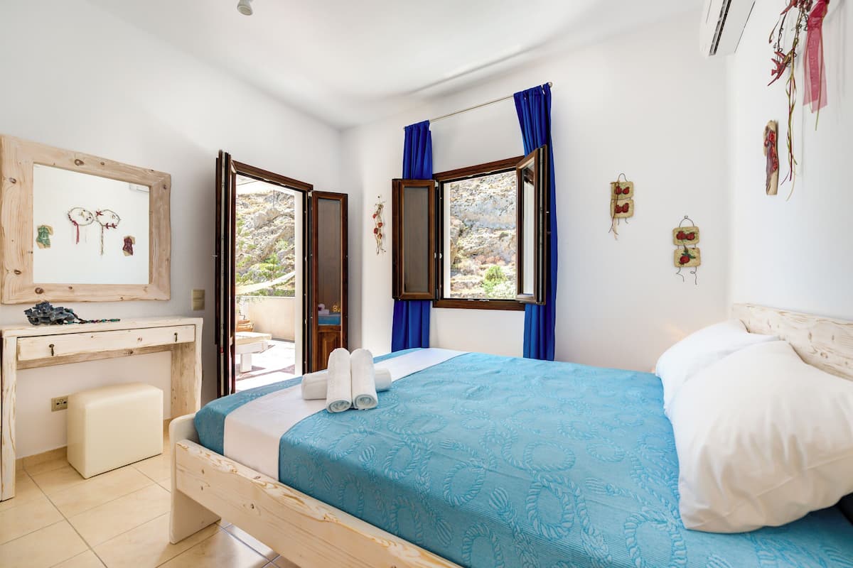 One Bedroom Apartment with Sea View KALIPSO | 1 bedroom, individually decorated, individually furnished
