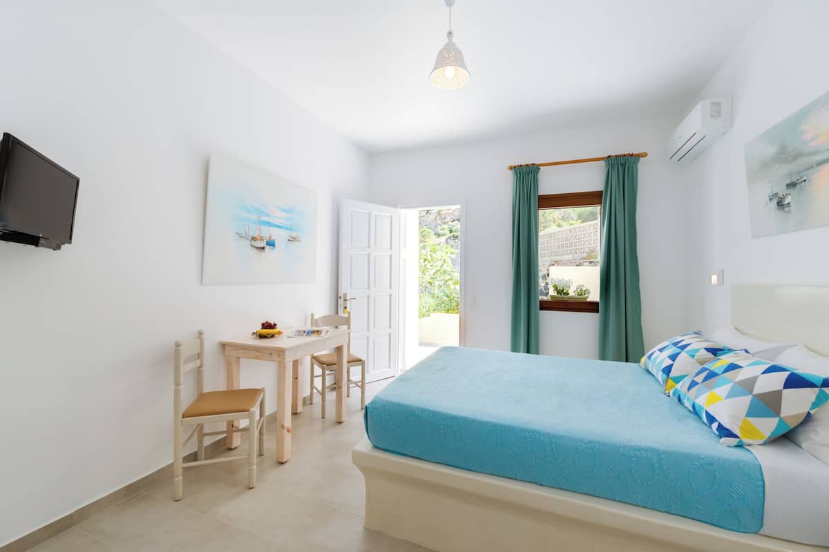 STUDIO KIRKI | 1 bedroom, individually decorated, individually furnished