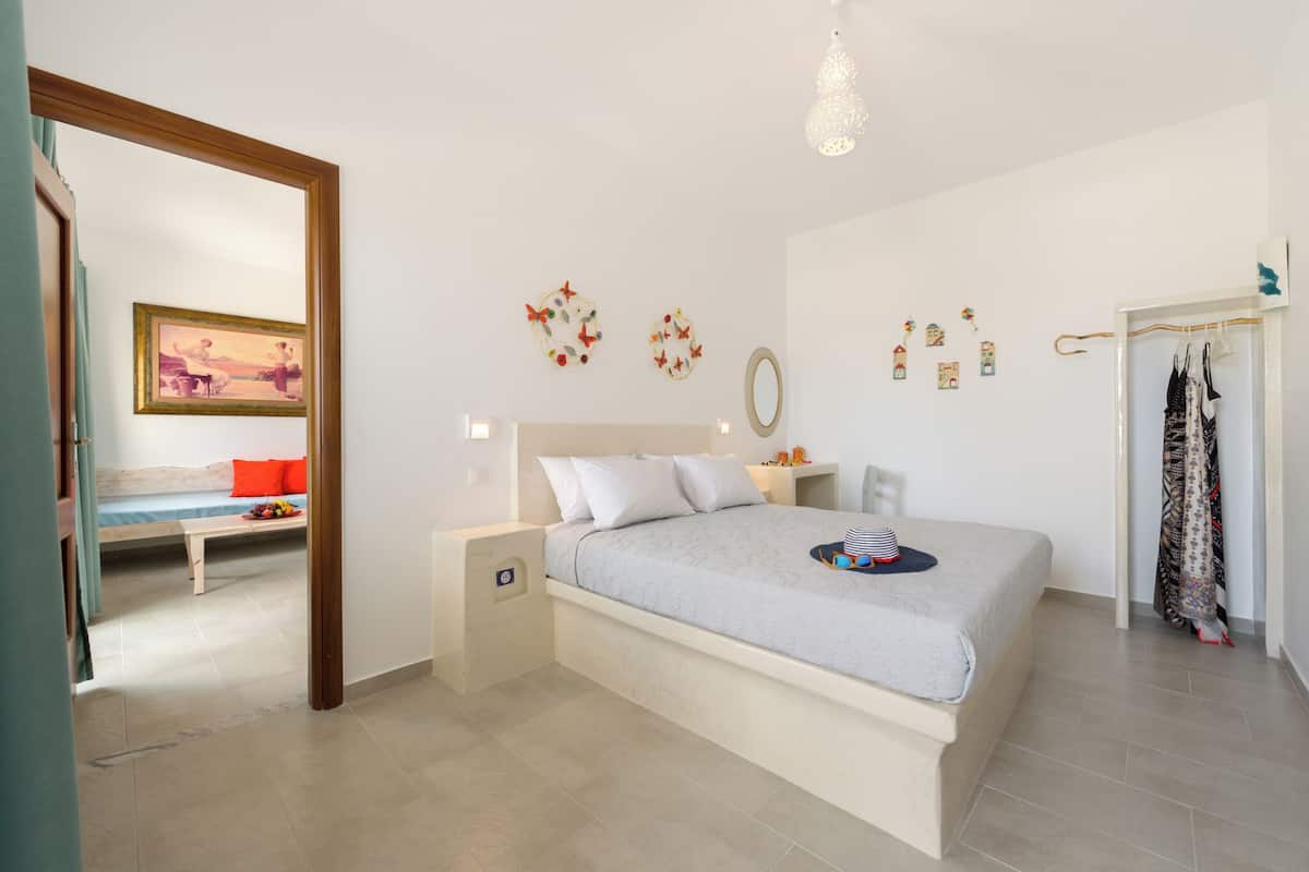 One Bedroom Apartment with Sea View XRYSA | 1 bedroom, individually decorated, individually furnished