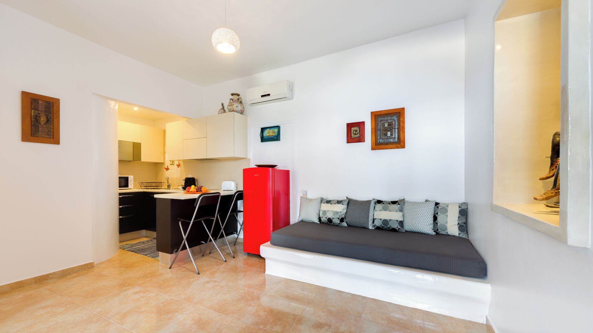 Photo - Moschatos Beach House