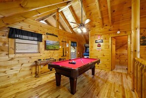 Spielezimmer