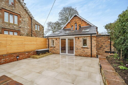 Christopher's Cottage