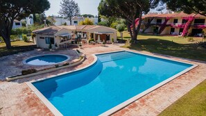 Pool - Gorgeous 2BDR W/Patio & Pool by LovelyStay (Vilamoura)