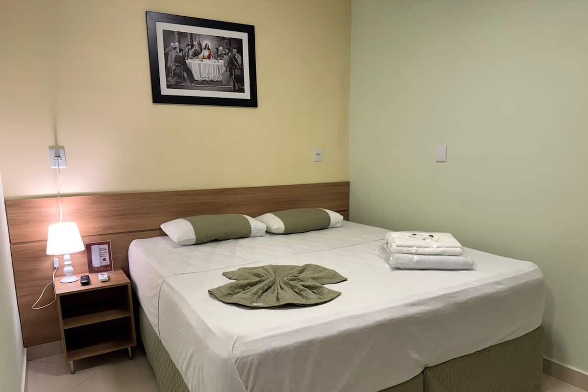 Standard Double Room | Desk, free WiFi, bed sheets