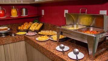 Free daily buffet breakfast