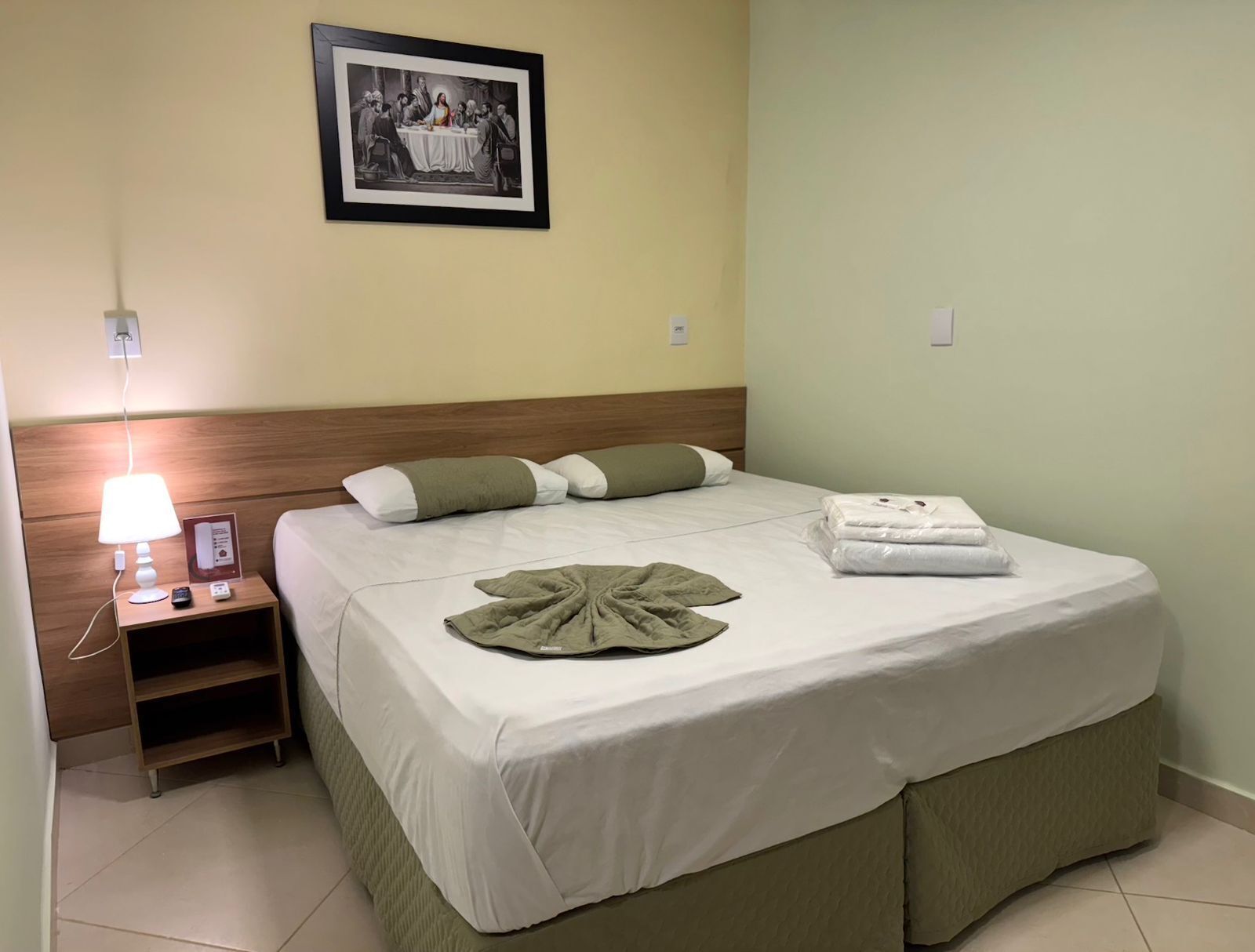 Standard Double Room | Desk, free WiFi, bed sheets