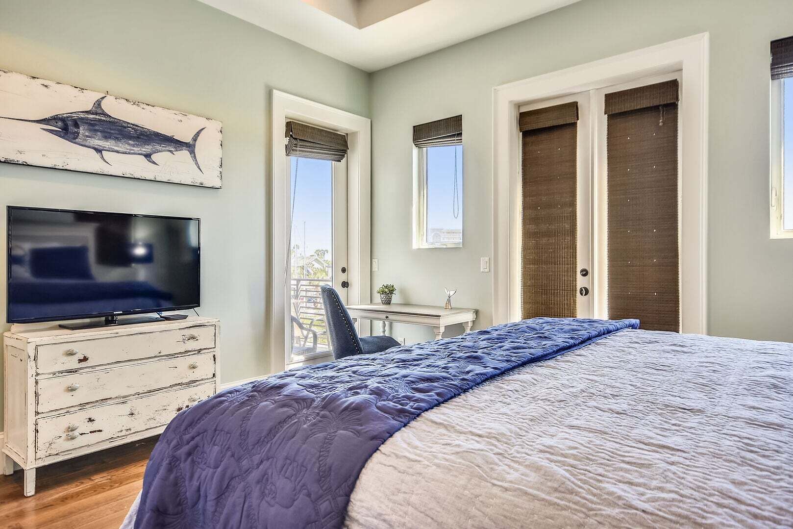 6 habitaciones, tabla de planchar con plancha y wifi gratis 