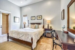 6 habitaciones, tabla de planchar con plancha y wifi gratis 