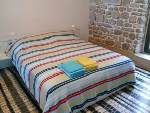 1 bedroom, free WiFi, bed sheets - Best sea view terrace in Piran (Piran)