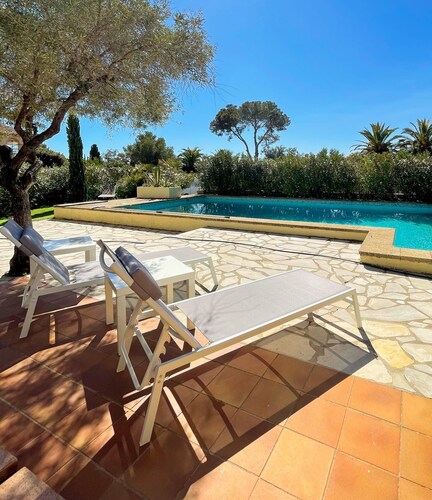 Villa 10 people-Private Pool-250m from the sea