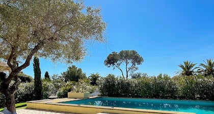 Villa 10 people-Private Pool-250m from the sea