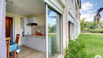 Bügeleisen/Bügelbrett, kostenloses WLAN, Bettwäsche