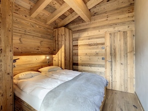 1 chambre, accès au Wi-Fi (inclus), literie fournie