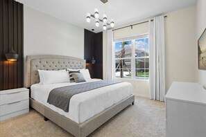 6 makuuhuonetta, silitysrauta/-lauta, Wi-Fi, vuodevaatteet