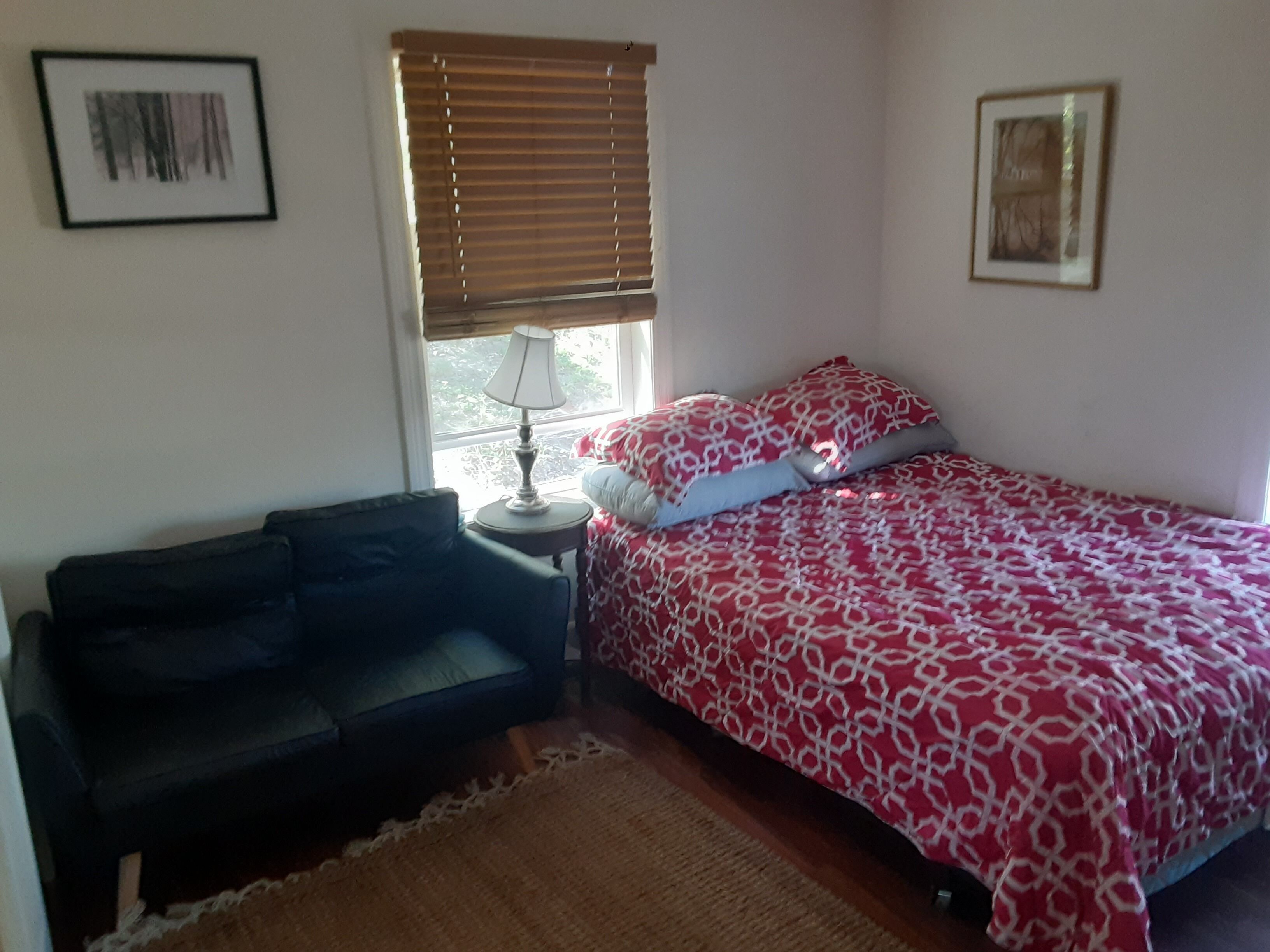 Stunning site with amazing decks, hot tub, walk to private beach on Keuka Lake!