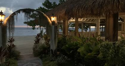 Comfy Stay in Jamaica -Enjoy 7 Miles of White Sand Beach! by RedAwning