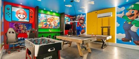 Spielezimmer