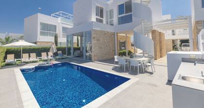Villa Bailly, Brand New, Elegant 3BDR Protaras Villa with Private Pool