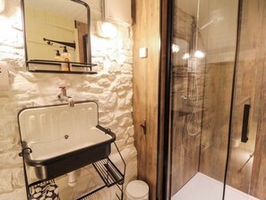Cottage | Interior - Dolwylan Barn (Llandysul)