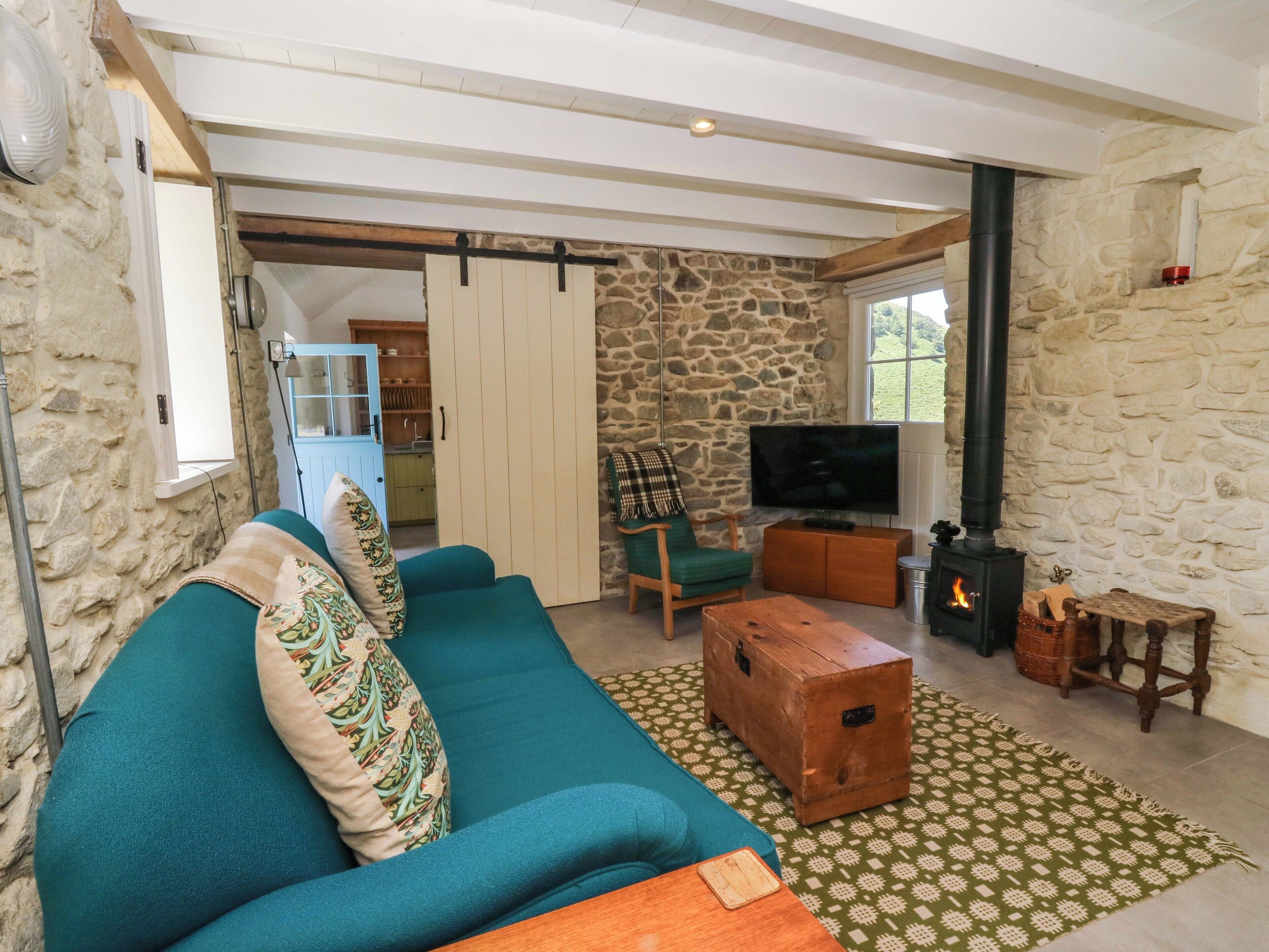 Cottage | Interior