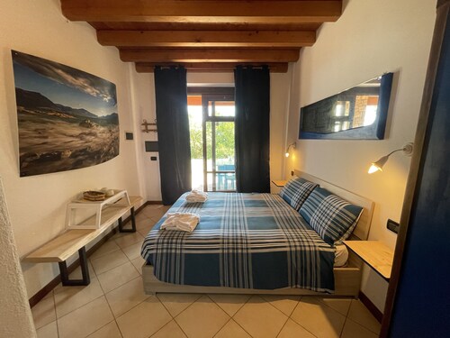 BLU Flat (2 pax) + 2 Bunks Bed, FIOCCHINA magic place - Salò - Garda Lake