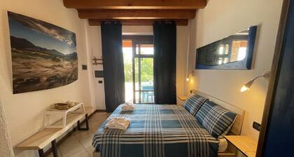 BLU Flat (2 pax) + 2 Bunks Bed, FIOCCHINA magic place - Salò - Garda Lake