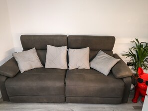 Cottage | Living room | Video game console - Sunnydene (Paignton)