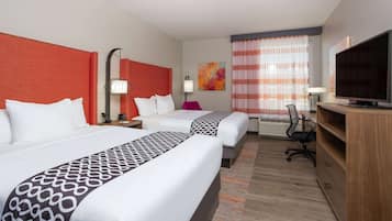 Kamer, 2 queensize bedden, niet-roken | Een bureau, een laptopwerkplek, gratis wifi, beddengoed