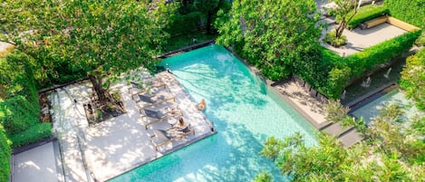 Seasonal outdoor pool