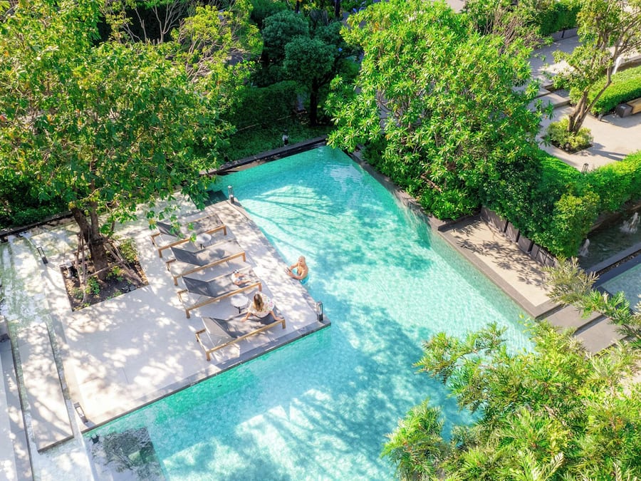 Piscina externa sazonal