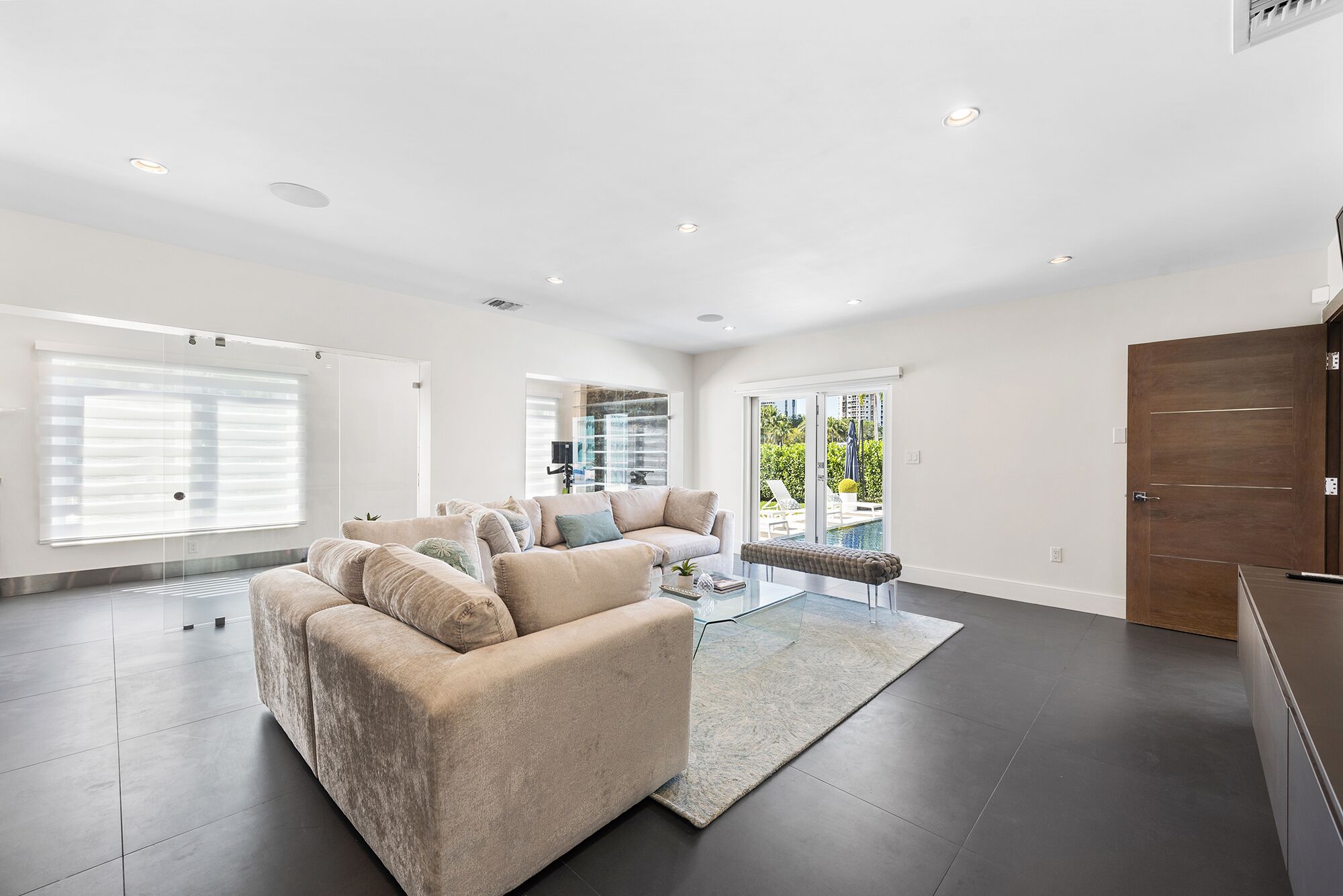 Golden Paradise Villa is  luxury 4 bed 4 bath getaway perfect for fun in the sun