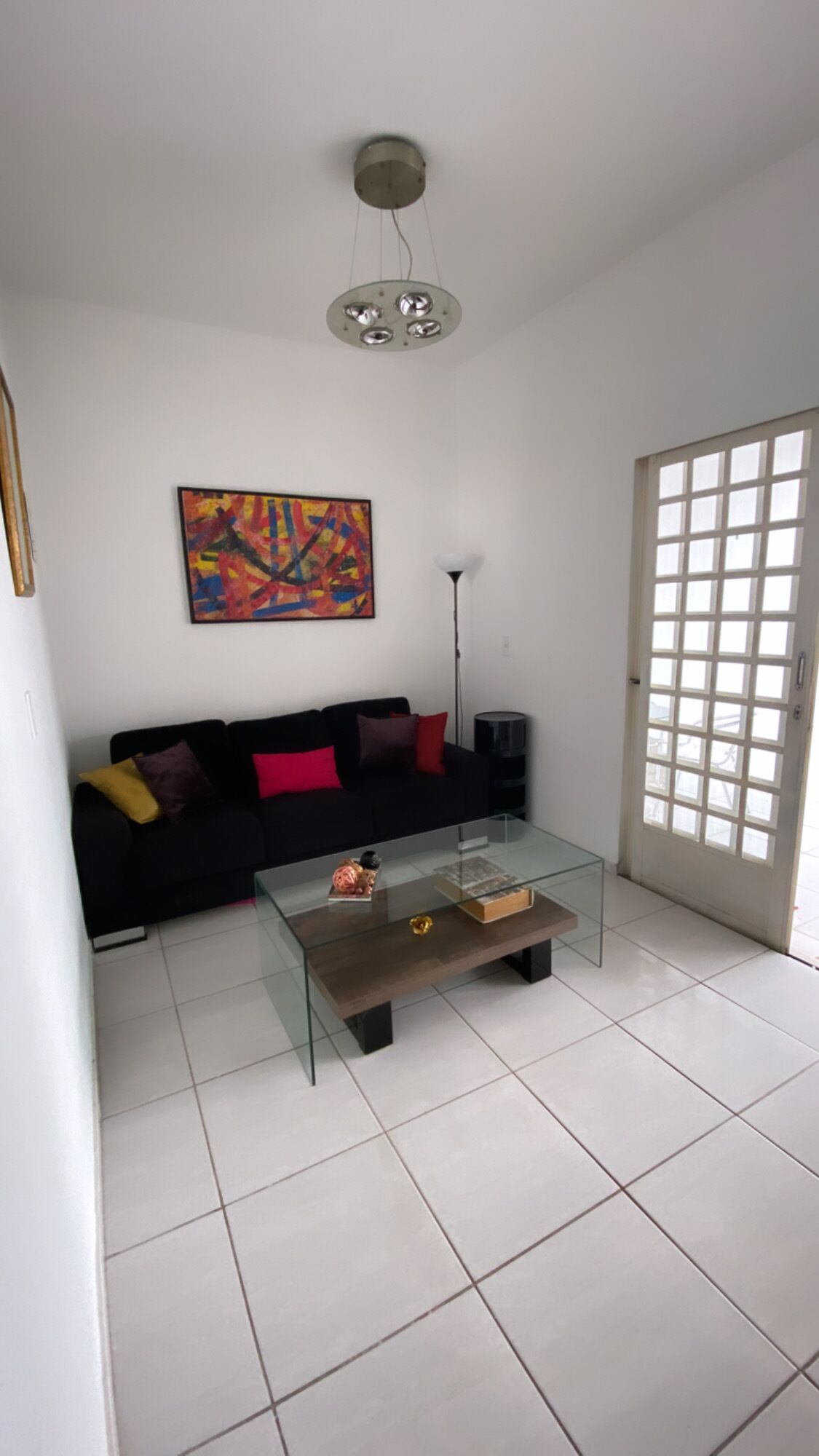 Fully furnished house. Excellent location.