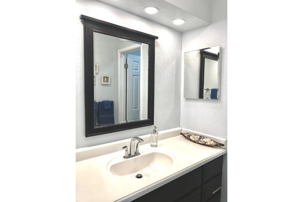 8❤️Fishing dock❤️Ground Floor❤️hot tub❤️Beach❤️king bed