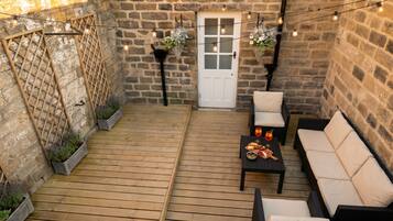 Cottage, Private Bathroom (Willow Cottage) | Terrace/patio