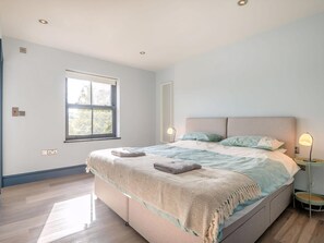 4 camere, Wi-Fi gratuito, lenzuola