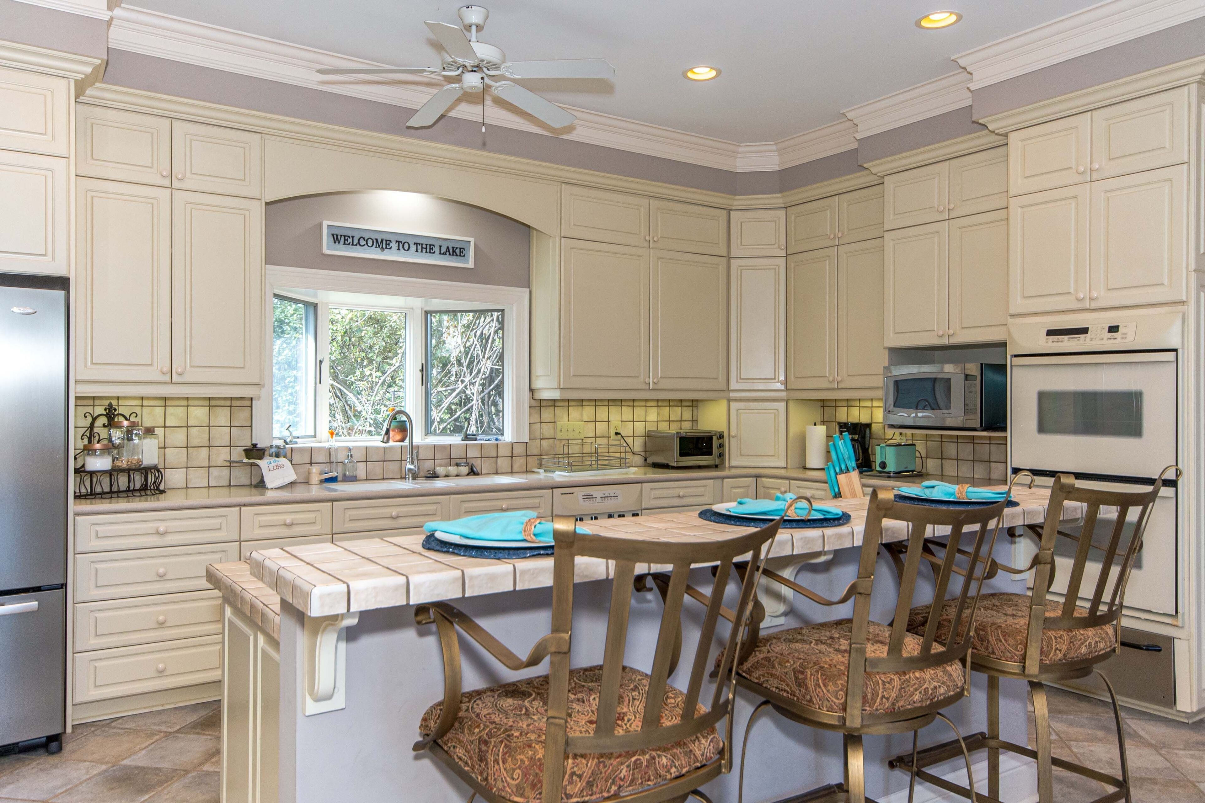 Waterfront Lake house on Lake Martin