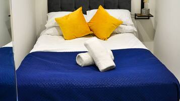 1 bedroom, iron/ironing board, free WiFi, bed sheets