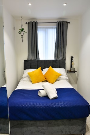 1 bedroom, iron/ironing board, free WiFi, bed sheets