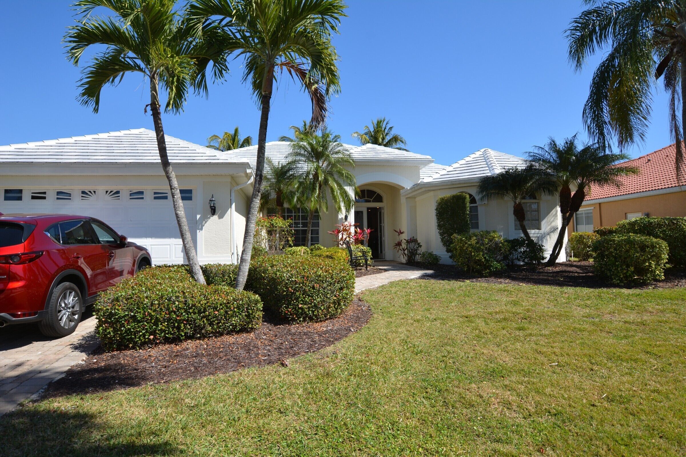 Wonderful villa in the gated community of Cape Harbour