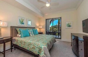 2 bedrooms, desk, WiFi, bed sheets