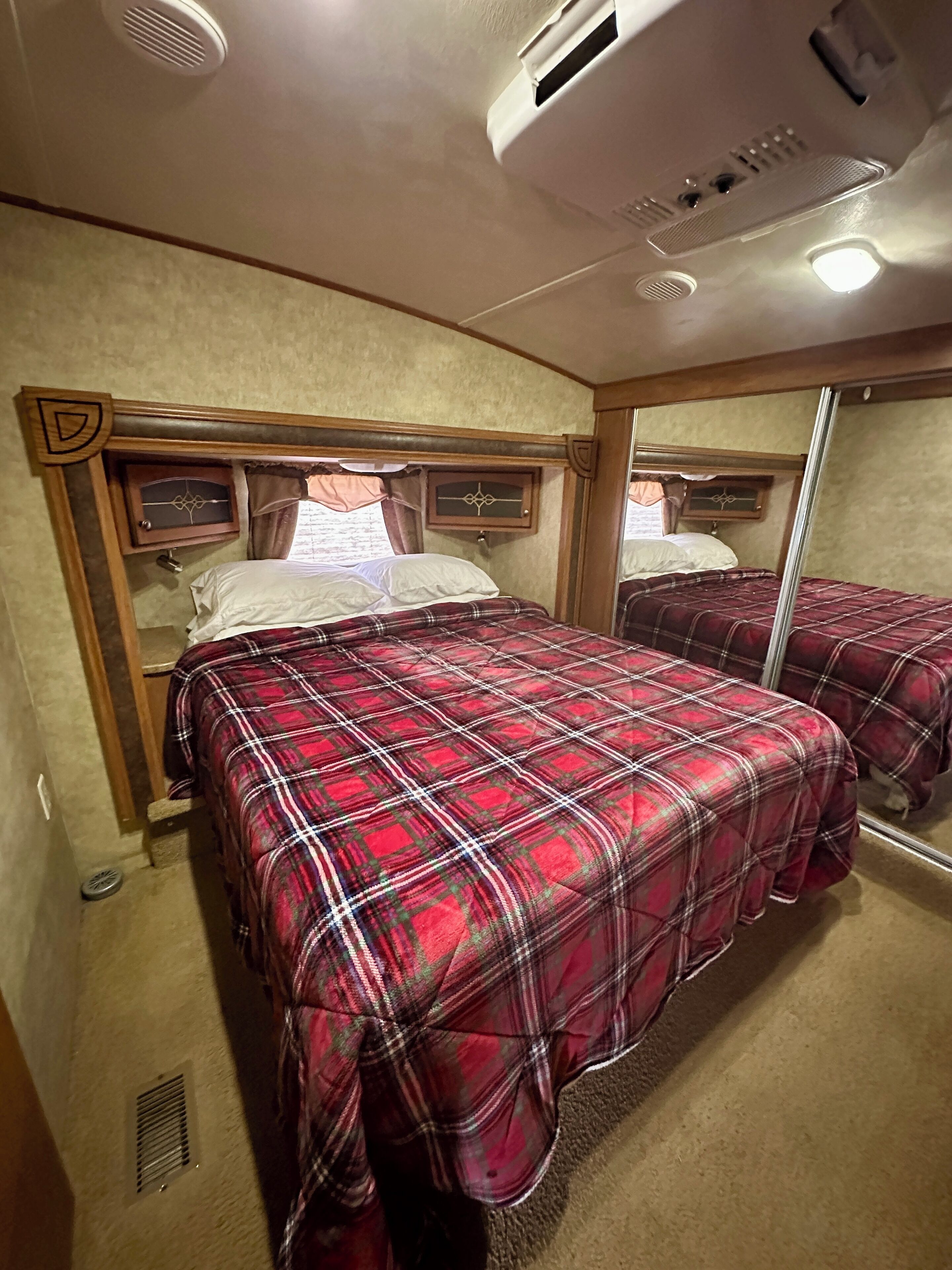 2 soverom, wi-fi (inkludert) og sengetøy