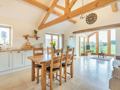 1 bedroom accommodation in Bettws Cedewen