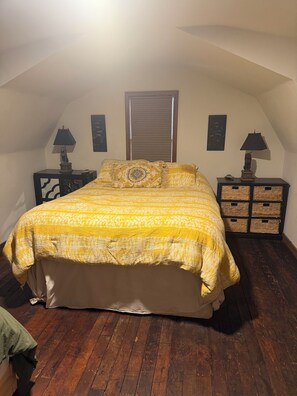 1 bedroom, desk, iron/ironing board, free WiFi