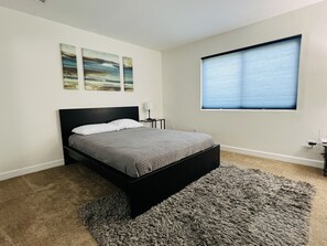 4 soverom, strykejern/-brett, wi-fi (inkludert) og sengetøy