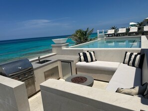 Property grounds - Bali Style Luxury Beach Front Pool Home with Amazing Views. 5 BR, 5.5 baths (Great Guana Cay)