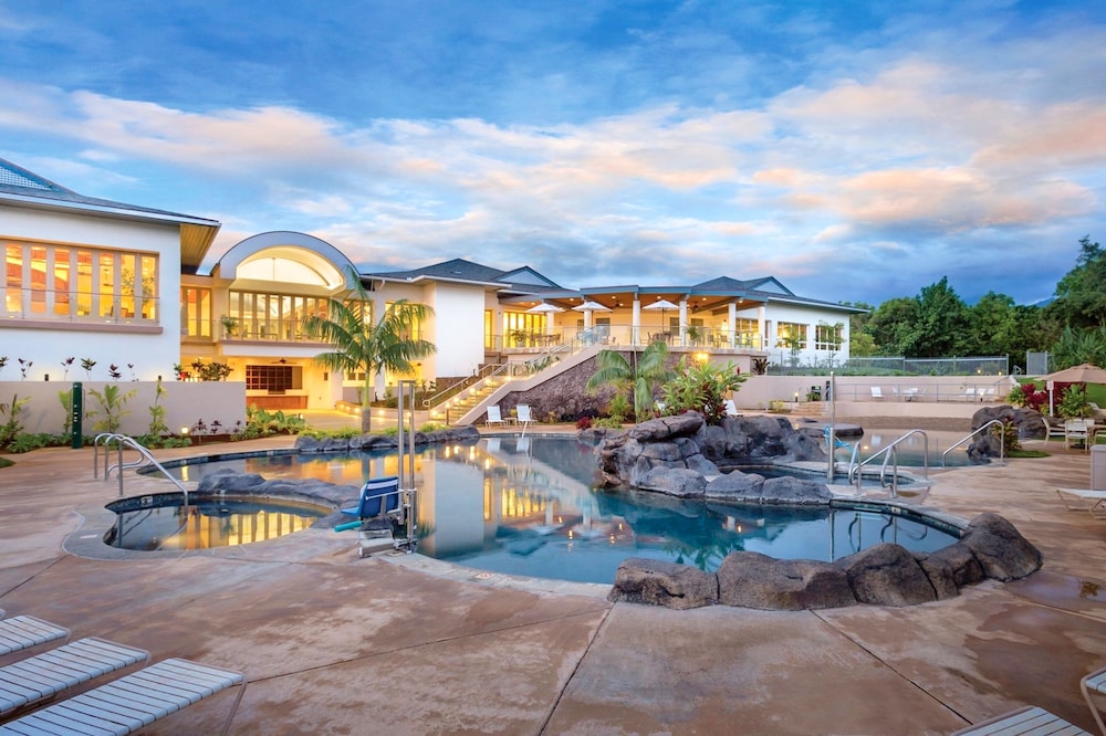 Princeville Condo Resort, Beaches, Restaurants, Galleries