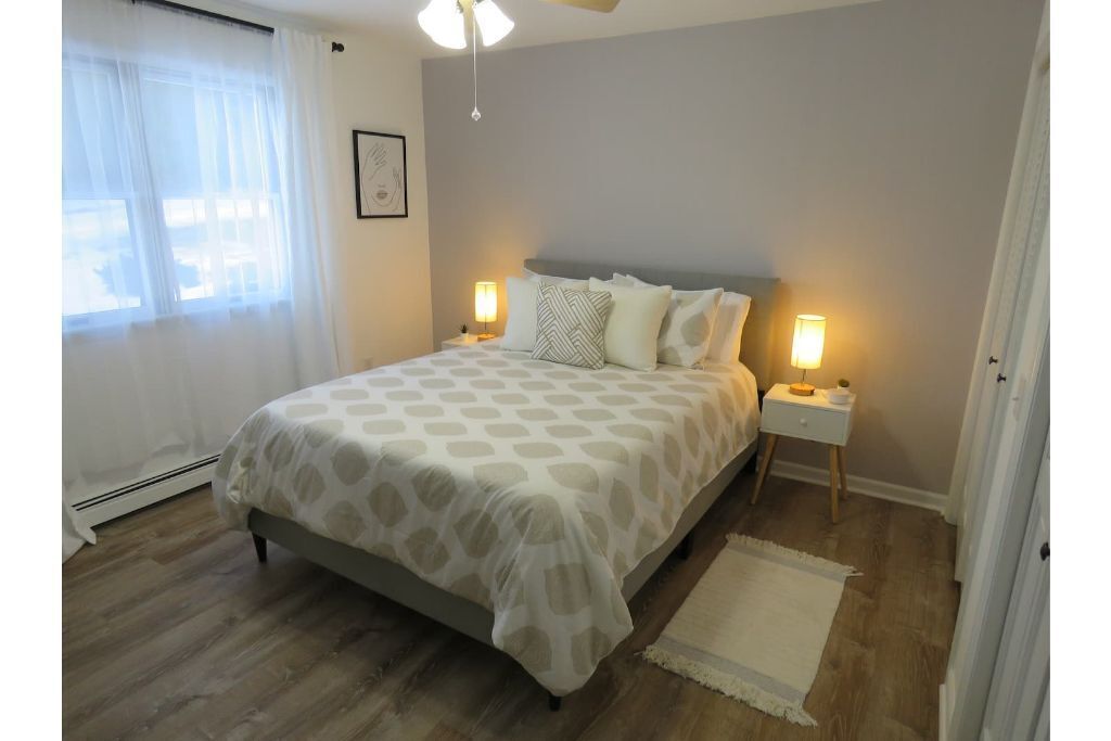 Catskills Cozy Cottage by The Lake, Sullivan County 