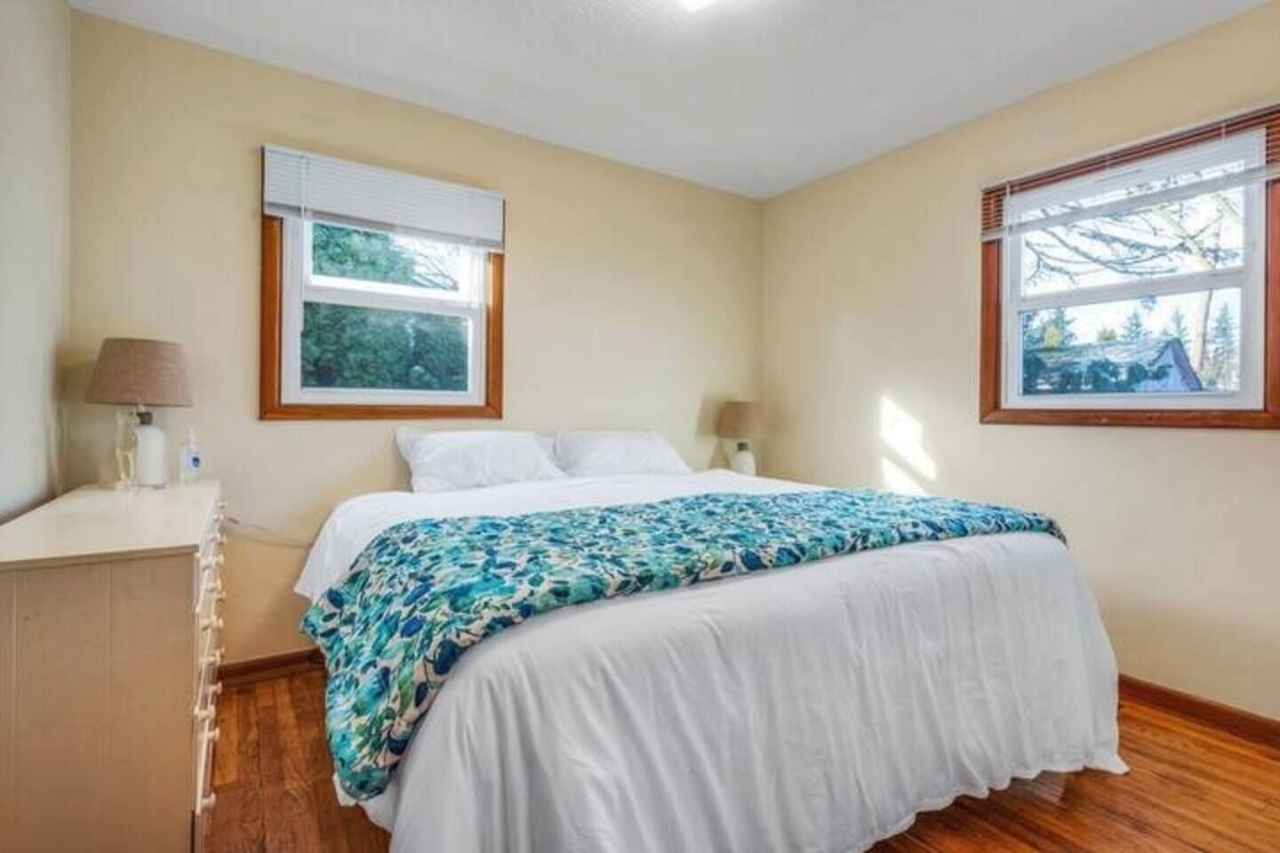 Private Portland Getaway Near Powell Butte Nature Park!