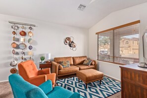 Smart-TV, DVD-Player, Bücher