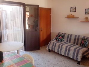 TV - Villa Rosa Puglia (Marina di Lizzano)